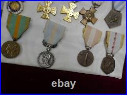 9 médailles francaises WWII, combattant corse avec livret nominatif, 5ème R. A. C