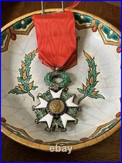 Ancien Képi de général de brigade + légion d'honneur, ceinturons