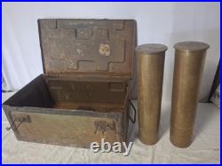 Ancienne caisse militaire + 2 douilles obus laiton WW2 militaria déco