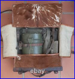 Armée Suisse 1940-1950 Sac Tornister rempli Gamelle Cartouchières Trousses etc