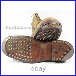 Brodequins Français M-1945 datés 1951 Armée Française (matériel original)