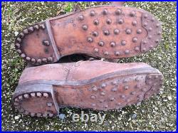 Brodequins cuir fauve france libre cloutage allemand ww2 petite pointure 1939 45