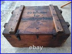 Caisse allemande Sprengstossbehälter Panzerfaust Klein Allemagne Munitionskiste