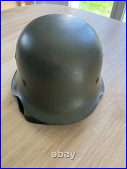 Casque allemand M42 Stahlhelm tardif complet