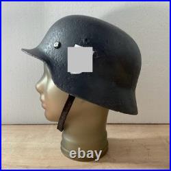 Casque militaire ancien authentique intérieur d'origine peinture refaite WW2
