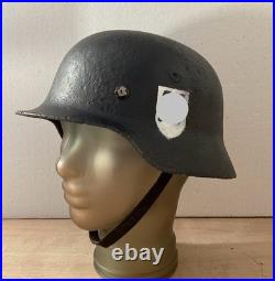 Casque militaire ancien authentique intérieur d'origine peinture refaite WW2