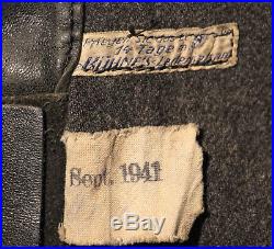 Combinaison de pilote de chasse Allemande datée 1941 en cuir noir. Originale WW2