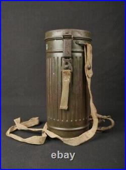 Masque a gaz allemand WW2 avec son boitier complet