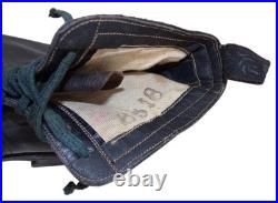 Paire de brodequins en cuir noir sous officier/officier français WW2 France 1940