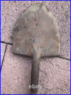 Pelle en T + housse US WW1 WW2