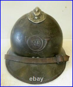 Rare casque ADRIAN de Chasseur, modèle 26 avec insigne modèle 15. WW. 2