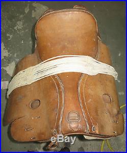 Très belle et rare selle de Cavalerie Française, années 30-40, cuir brun clair