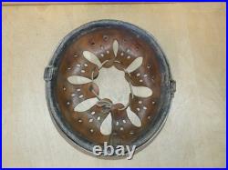 Ww2 German helmet liner. Metal. Casque en acier. 1944. Taille 64/56
